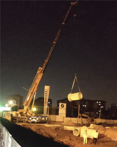 辽源市“弯臂矫正”—— 吊车的 “形变补偿” 技术